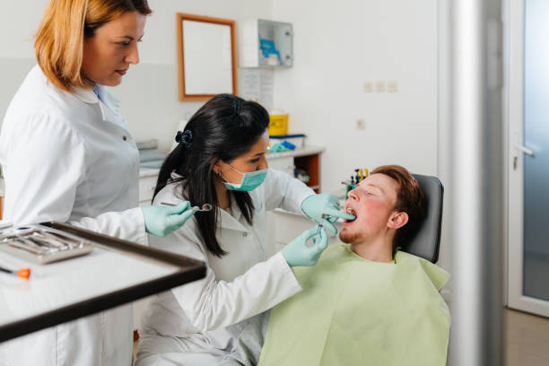 Best Walk-In Emergency Dental Services in Leisure World, MD